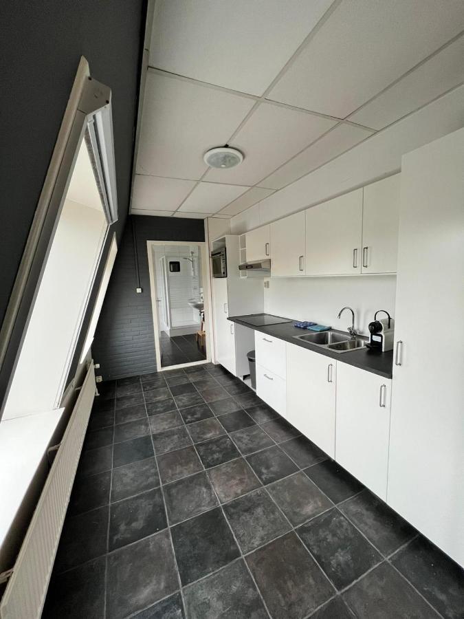 Hotel De Raket Rogat Eksteriør billede