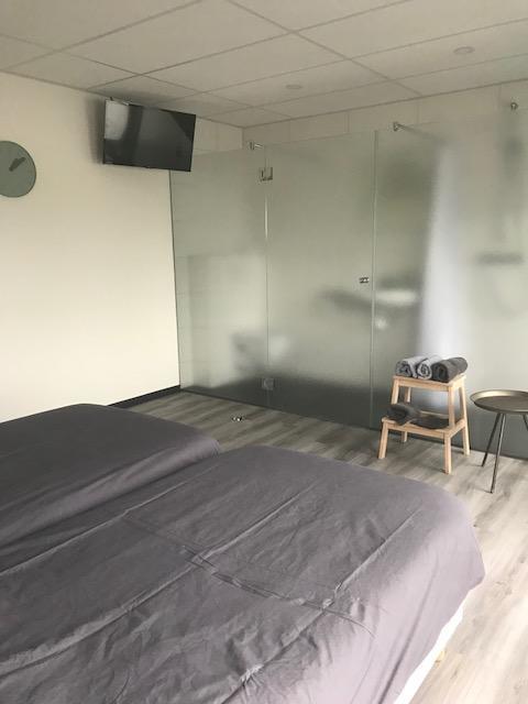 Hotel De Raket Rogat Eksteriør billede